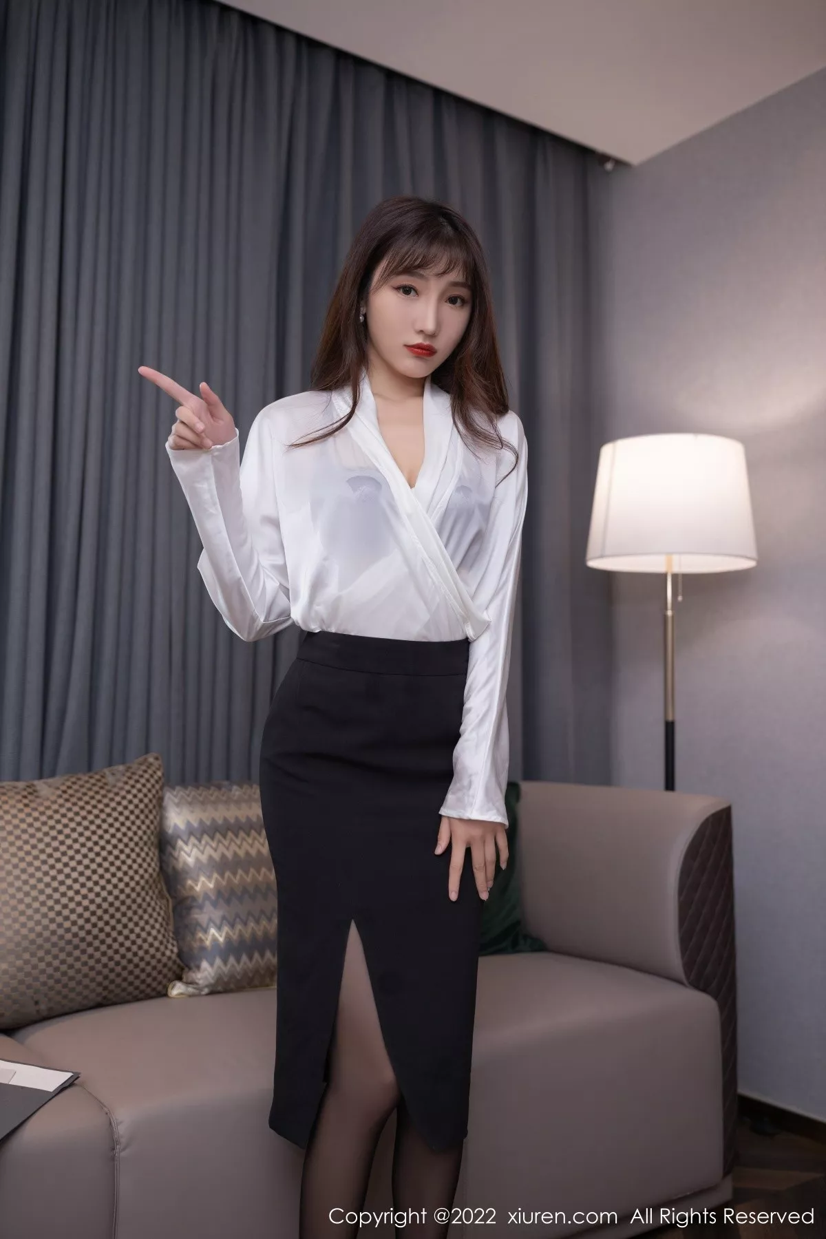 [XiuRen秀人网]第5564期陆萱萱写真-秀人资源网